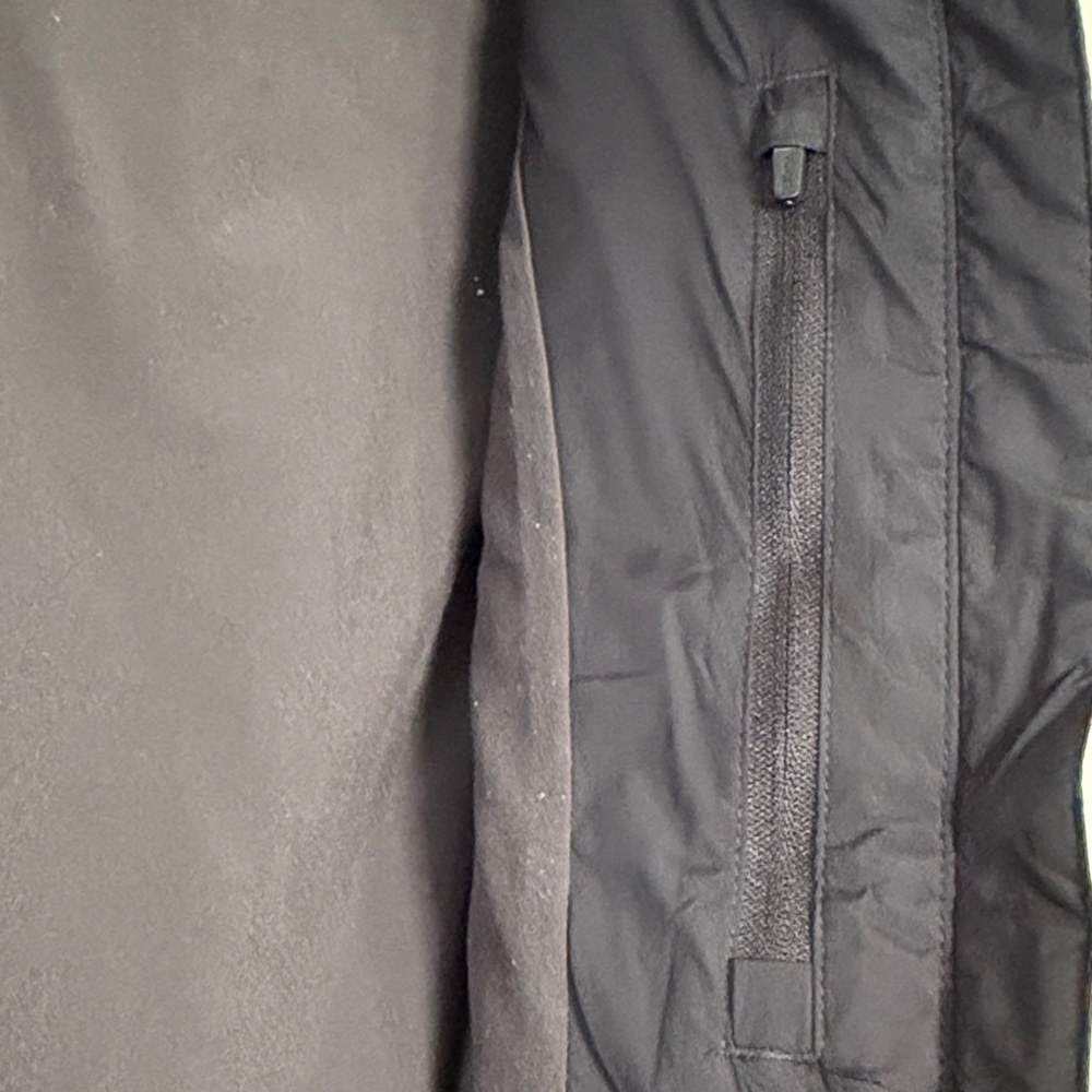 Vuori Canyon Insulated Vest - Picture 4 of 4